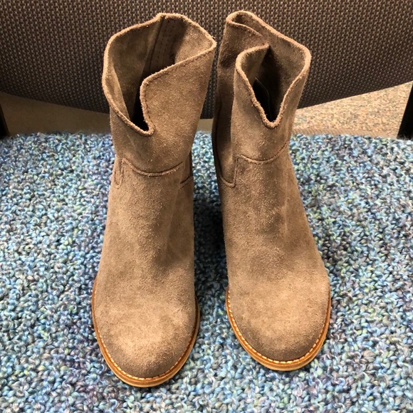 Splendid Women’s Gray Suede Lakota Ankle Booties 6 - Picture 5 of 10